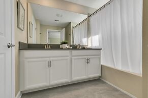 Stylish Family Home Private Pool Stl111