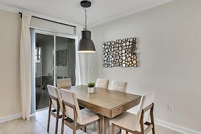 Stylish Family Home Private Pool Stl111