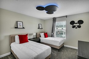 Stylish Family Home Private Pool Stl111