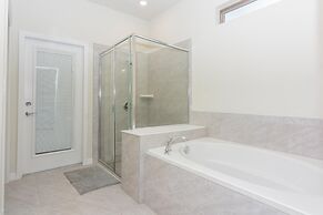 Fantastic Home at Solterra Sol102