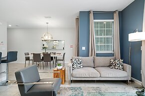 Really Close to Disney Sleeps Stl116