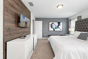 Really Close to Disney Sleeps Stl116