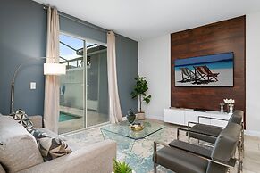 Really Close to Disney Sleeps Stl116