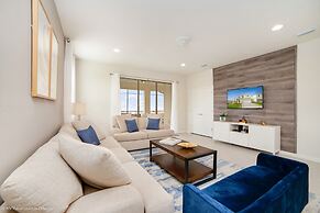 Gorgeous Family Home With Private Pool Ww105