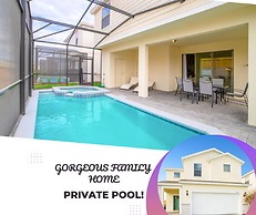 Gorgeous Family Home With Private Pool Ww105