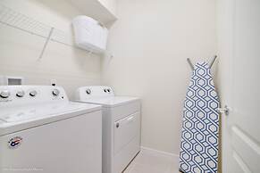 Gorgeous Family Home With Private Pool Ww105