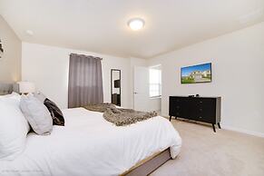 Gorgeous Family Home With Private Pool Ww105