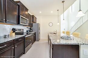 Gorgeous Family Home With Private Pool Ww105