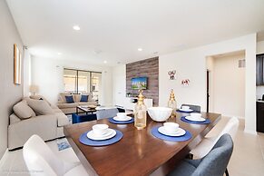 Gorgeous Family Home With Private Pool Ww105