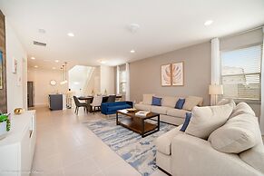 Gorgeous Family Home With Private Pool Ww105