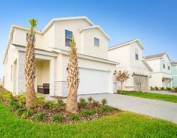 Gorgeous Family Home With Private Pool Ww105