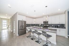 Dashing Family Home Stl113