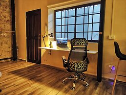 Ocre Studio By Paradox