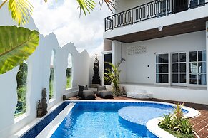 Santorini Luxury Villa