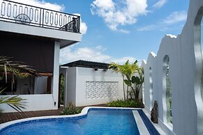 Santorini Luxury Villa