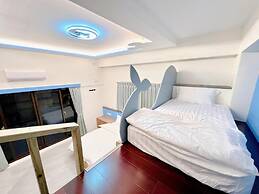 Kuan Pin Ju station elevator Hostel