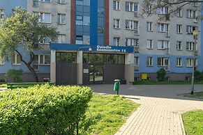Poznan Apartment With 2 Desks by Renters