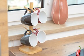 Boczna Apartment Near The Sea by Renters