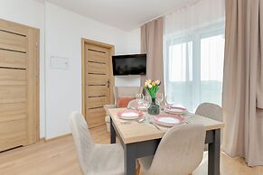 Apartment With Balcony Sea by Renters