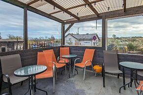 Apartment With Balcony Sea by Renters