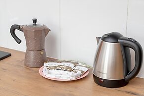 Apartment With Balcony Sea by Renters