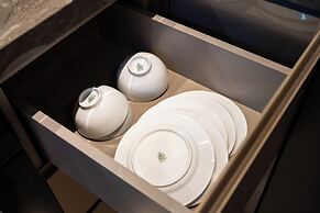 Happy High-end Apartments - Central, whole city view & infinity pools 