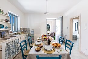 3856 Trulli Ulivo di Puglia by Barbarhouse