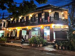 Tingkham Guesthouse