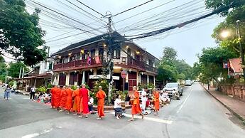 Tingkham Guesthouse