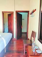 Tingkham Guesthouse