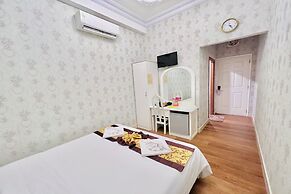 Truc Huyen Hotel
