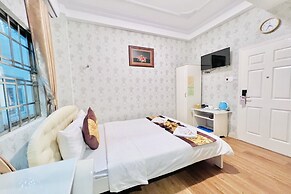 Truc Huyen Hotel