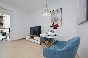 Studio Near The PGE Stadium by Renters