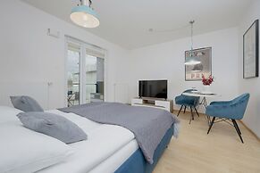 Studio Near The PGE Stadium by Renters