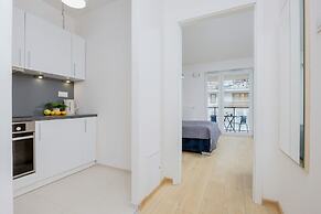 Studio Near The PGE Stadium by Renters