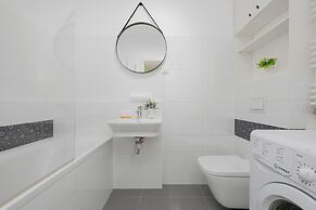 Studio Near The PGE Stadium by Renters