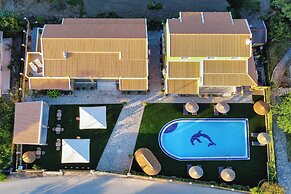 Comissa Luxury Suites