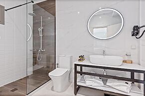 Comissa Luxury Suites