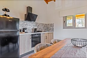 Comissa Luxury Suites