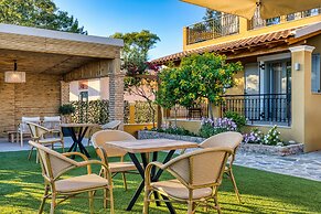 Comissa Luxury Suites