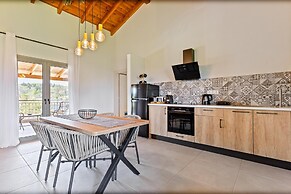 Comissa Luxury Suites