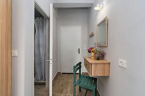 Laconia Domus - Plytra