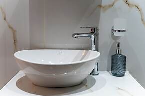 Laconia Domus - Plytra