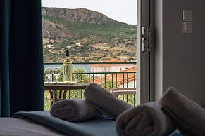 Laconia Domus - Plytra