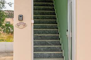 Laconia Domus - Plytra