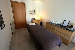 HISTOIRE D'Ô - LES PISCINES