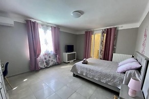 HISTOIRE D'Ô - LES PISCINES