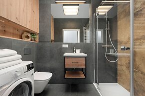 Stylish Apartment in Wroclaw by Renters