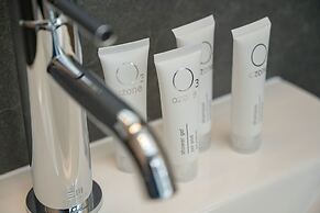 Stylish Apartment in Wroclaw by Renters