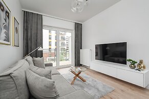 Stylish Apartment in Wroclaw by Renters